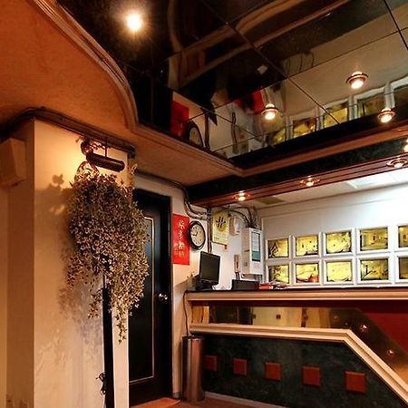 Broadway Hotel Taichung Exterior photo