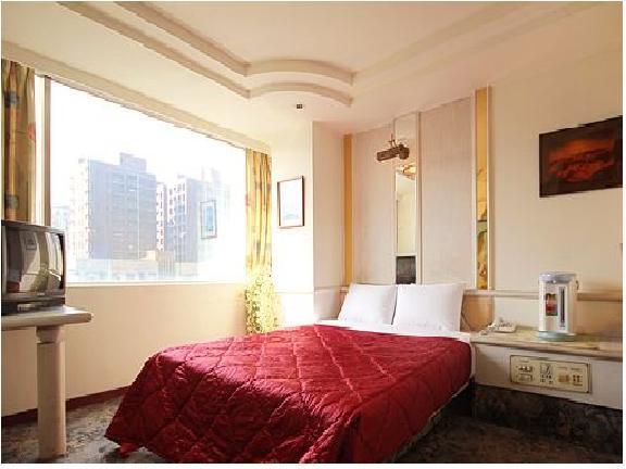 Broadway Hotel Taichung Exterior photo